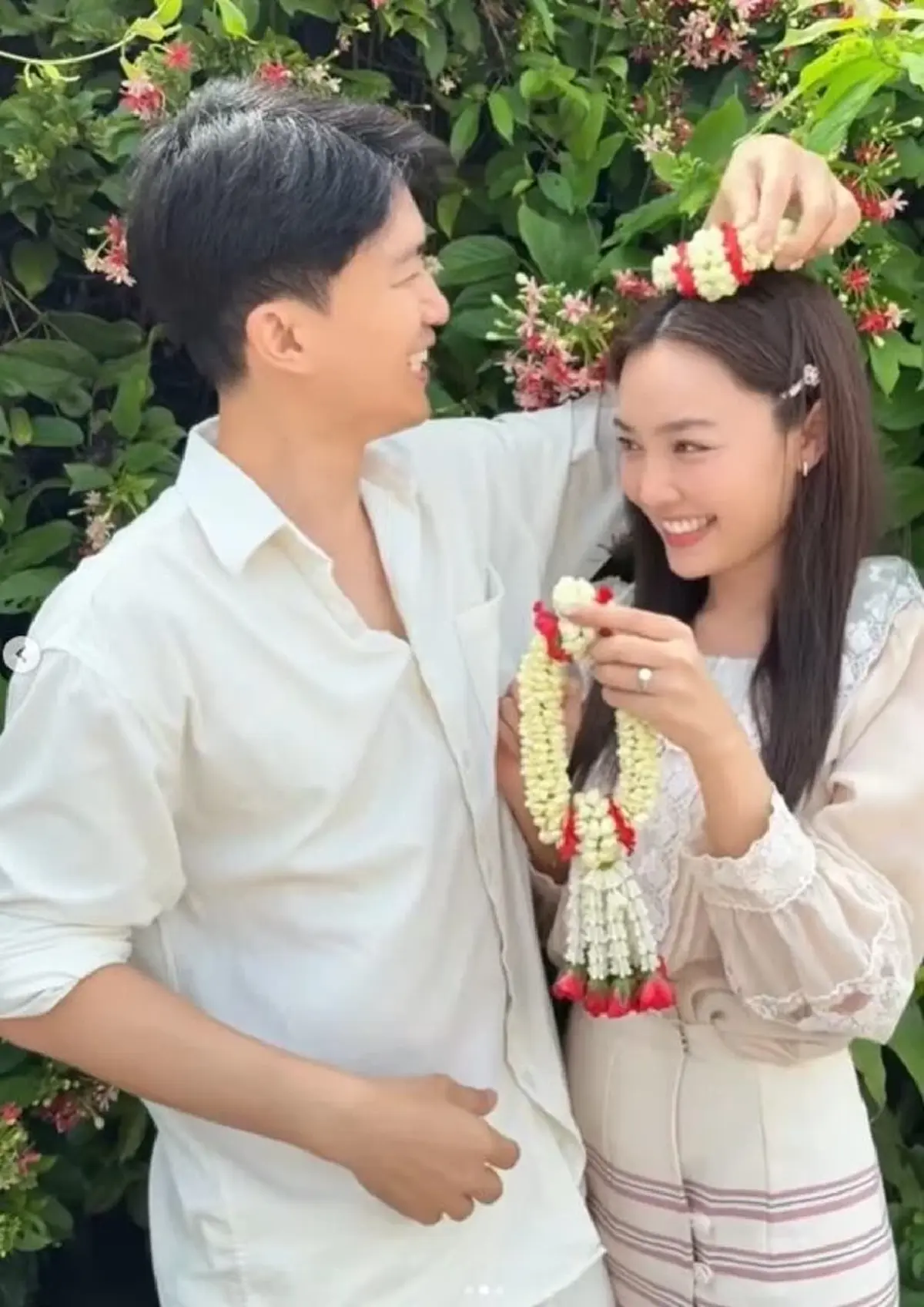นักแสดงหนุ่ม ควงคุณแม่ มาสู่ขอแฟนสาว นางเอกดัง แล้ว