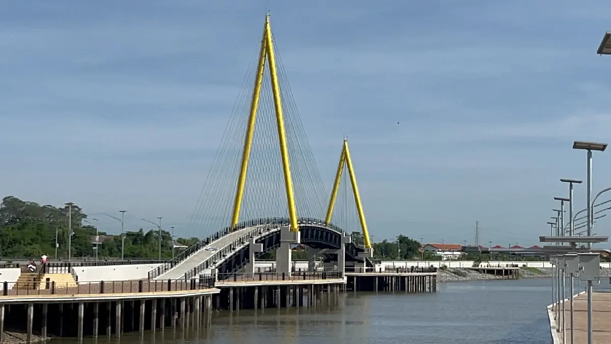 จับแล้วโจรเก็บของเก่า ฉกน็อตสะพานแขวนแลนด์มาร์กอ่างทอง