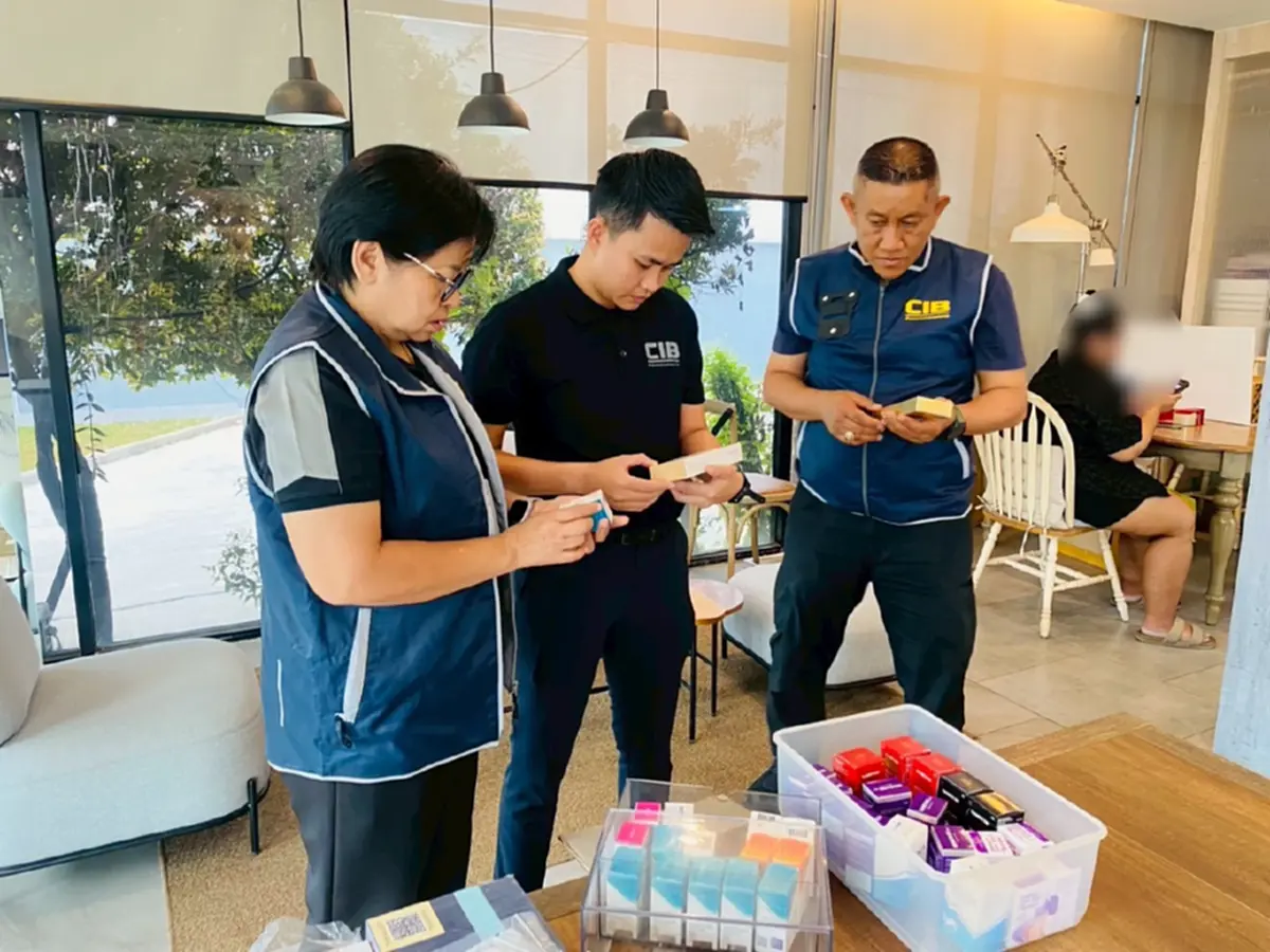 บุกคาเฟ่ย่านลาดพร้าว ซุกโบท็อก และ ฟิลเลอร์เถื่อน ส่งคลินิกทั่วไทย
