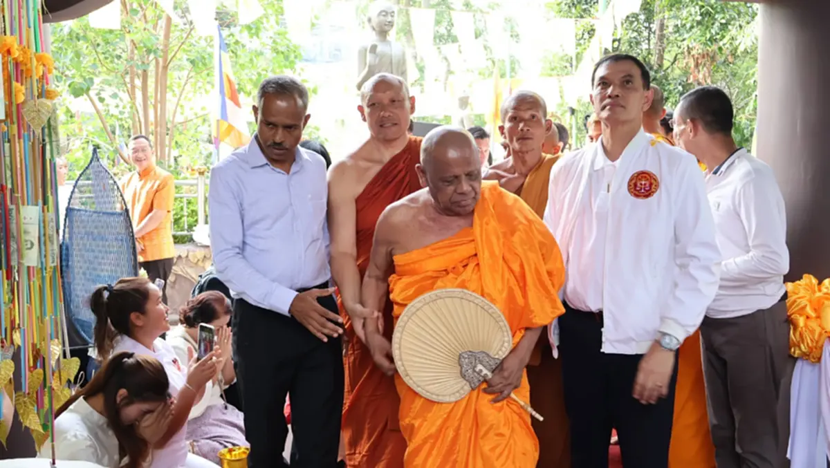 สมเด็จพระสังฆราชศรีลังกา เสด็จสมโภช "พระเจ้าอโศกมหาราช" ที่วัดป่าภูผาสูง