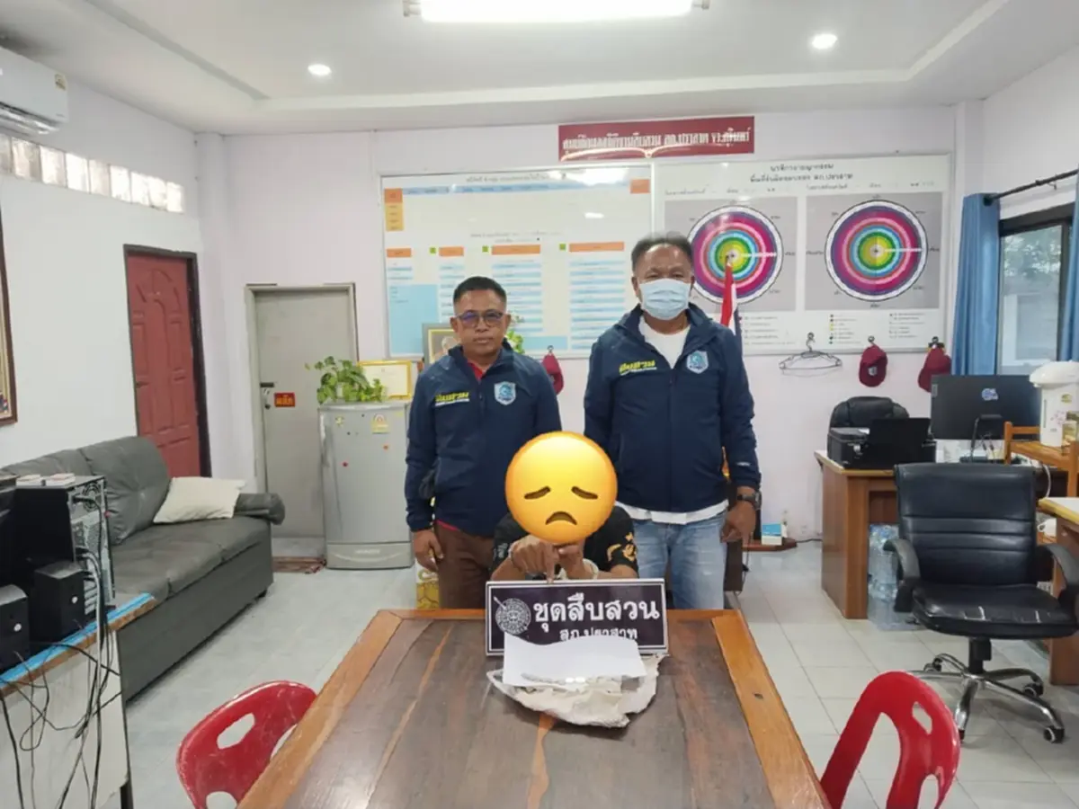 ใจบาป! รวบหนุ่มทุบโกศวัดสุรินทร์ เทอัฐิทิ้งหาเงินซื้อเหล้า