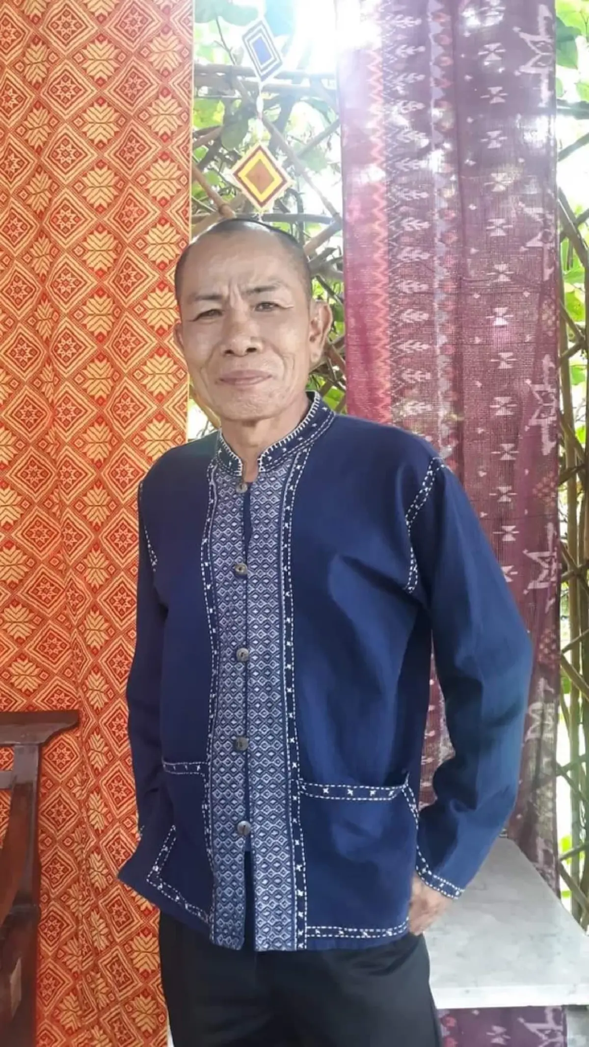 แห่เป็นห่วง "โอเลี้ยง เชิญยิ้ม" ปอดติดเชื้อ อ่อนแรงจนเดินไม่ได้