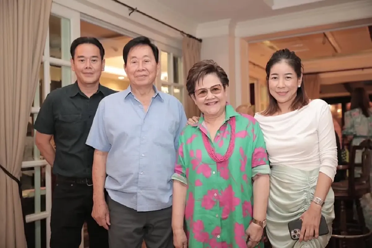 เปิดภาพอบอุ่น “เป๊ก สัณณ์ชัย” รวมเฟรมครอบครัว “เองตระกูล”
