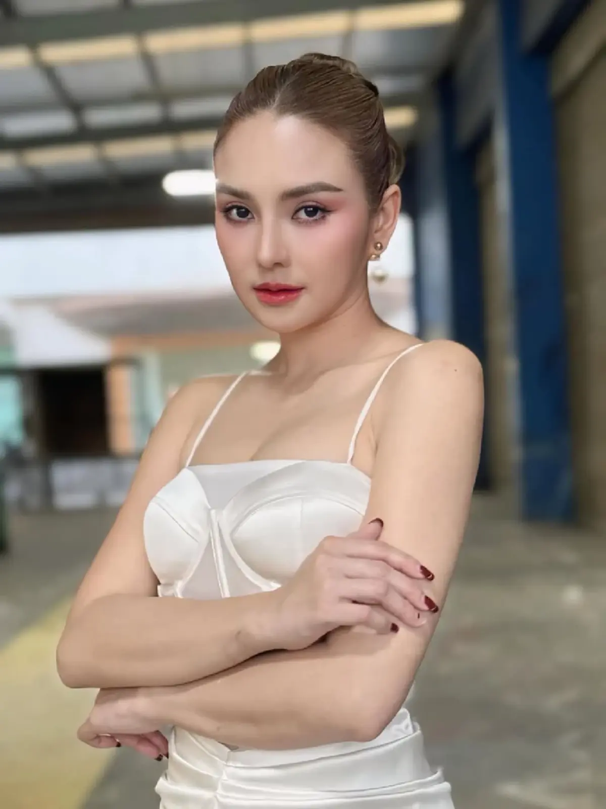"หลิว อาจารียา" สลัดผ้าอวดหุ่นเซ็กซี่  ทำแฟนคลับตาค้าง