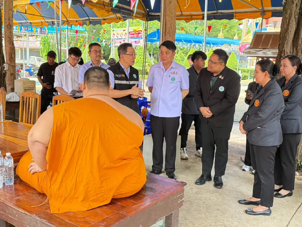 สาเหตุ พระหนุ่ม น้ำหนักพุ่ง 260 กก. ไม่สามารถปฏิบัติกิจของสงฆ์ได้