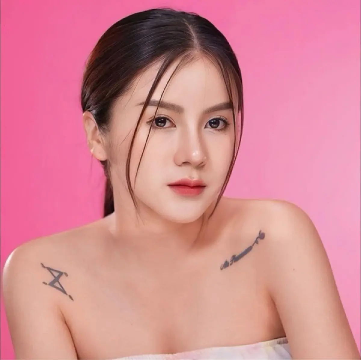 งานเข้าไม่พัก "แอร์ พรสวรรค์" ถูกแซะ หลังโพสต์ถูกบุกรุกถึงบ้าน