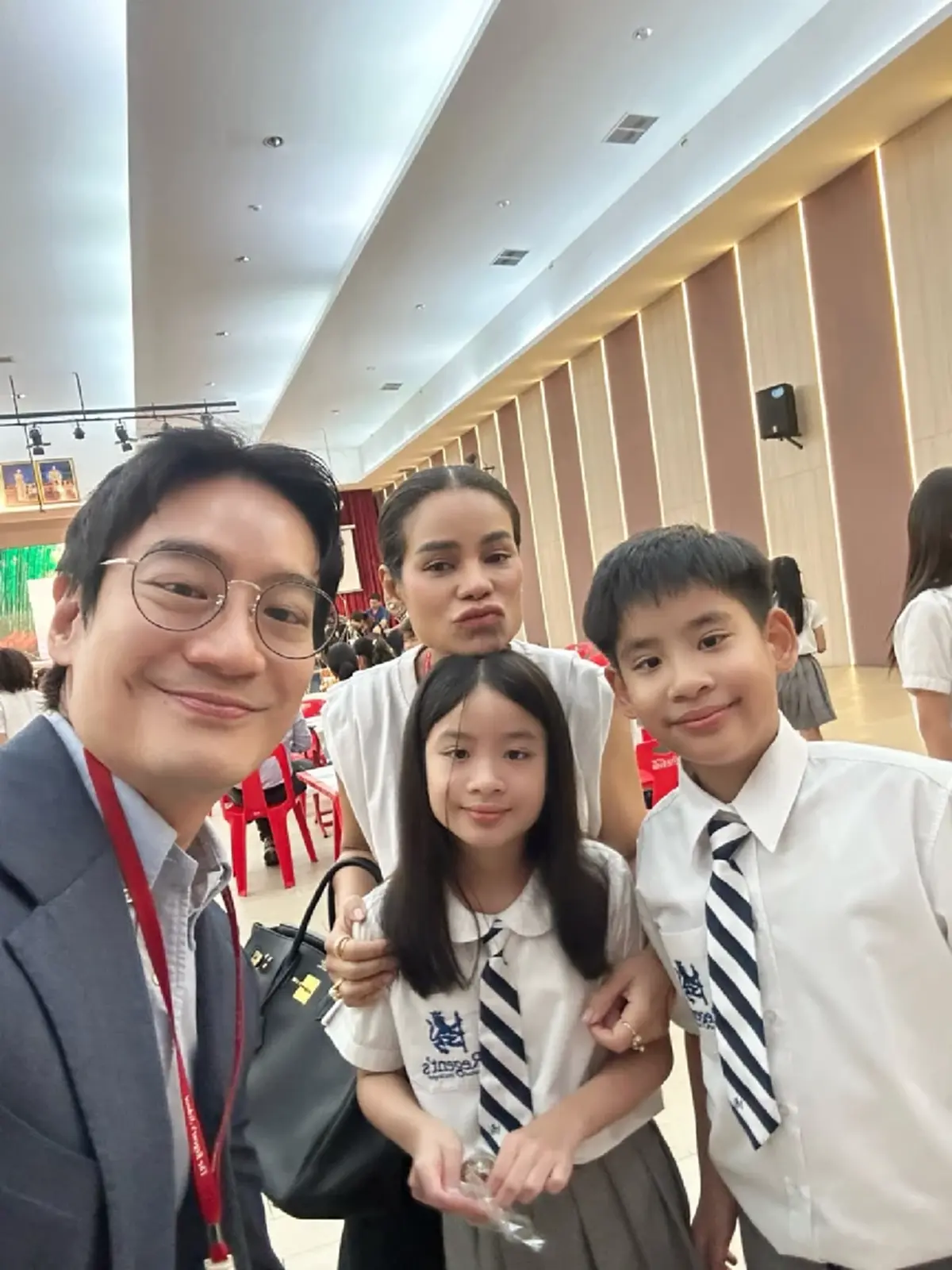 ลูกคว้ารางวัลใหญ่ หมอโอ๊ค-โอปอล์ ปลื้มปริ่มเผยแนวคิดเลี้ยงลูก