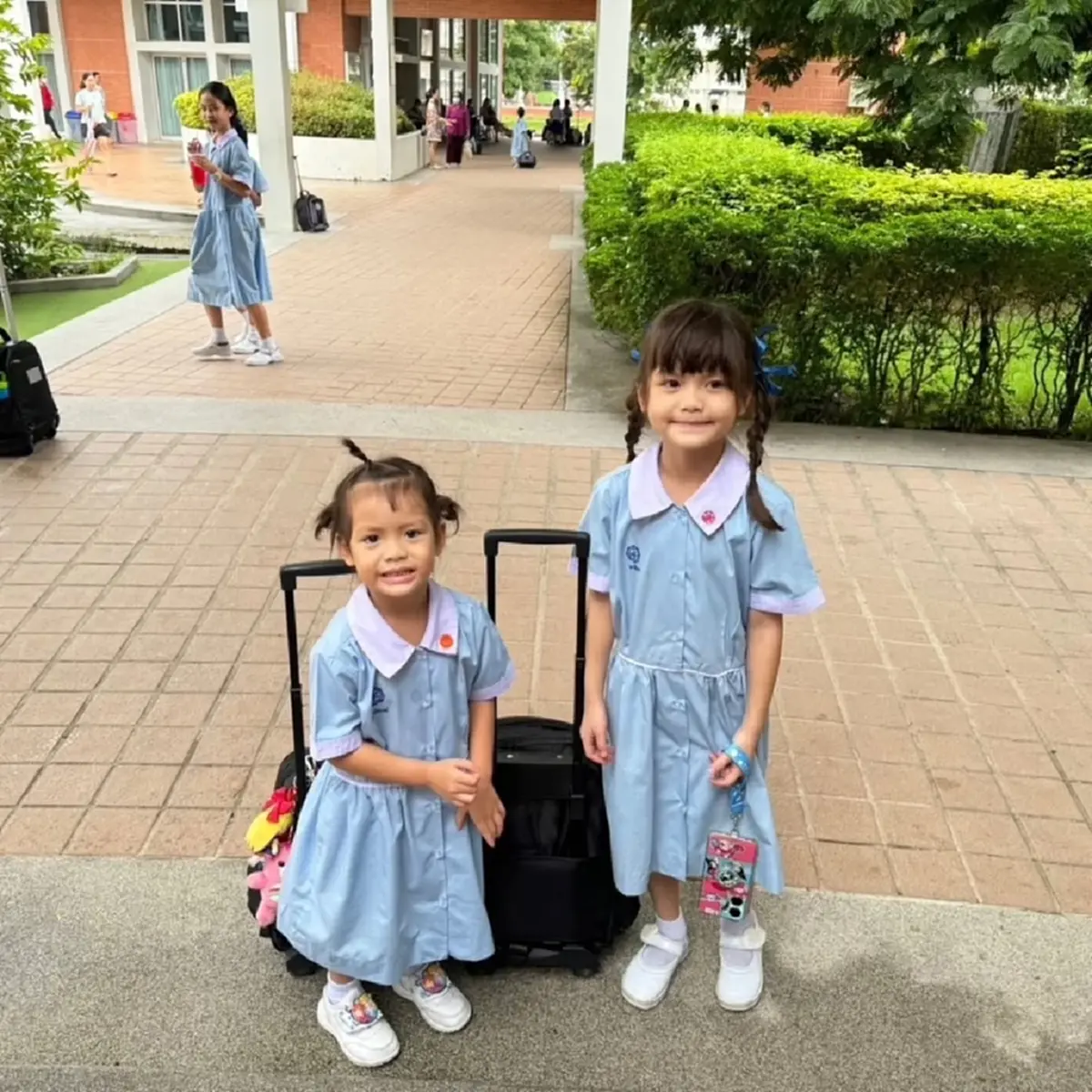 ลูกสาว "น้ำ รพีภัทร" ฉายแววสวยหวาน ถอดแบบคุณพ่อคุณแม่มาเป๊ะ