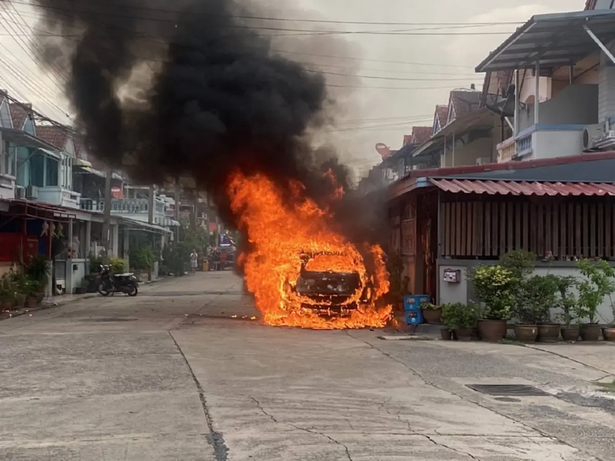 "วอลโว่" แจงแล้ว เหตุระทึก XC40 จอดหน้าบ้าน ไฟไหม้วอดทั้งคัน