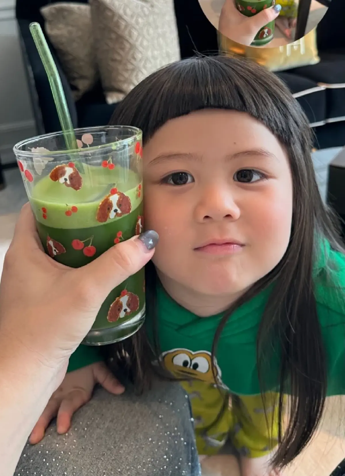 น้องแอบิเกล โชว์สกิลเขียนชื่อตัวเอง แต่สะดุดตา "ล.ลิง"