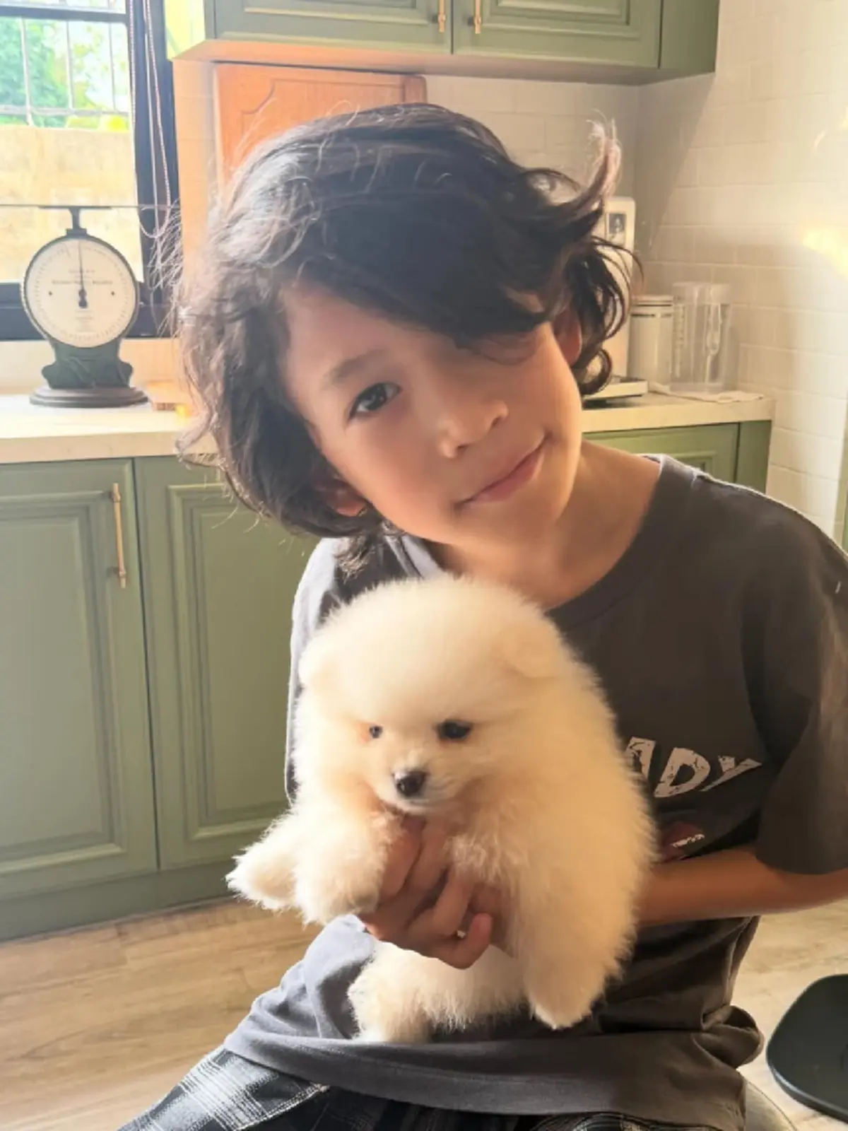 พ่อชาคริต-แม่แอน ต้อนรับสมาชิกใหม่! "น้องโพธิ์" หลงหนักมาก  