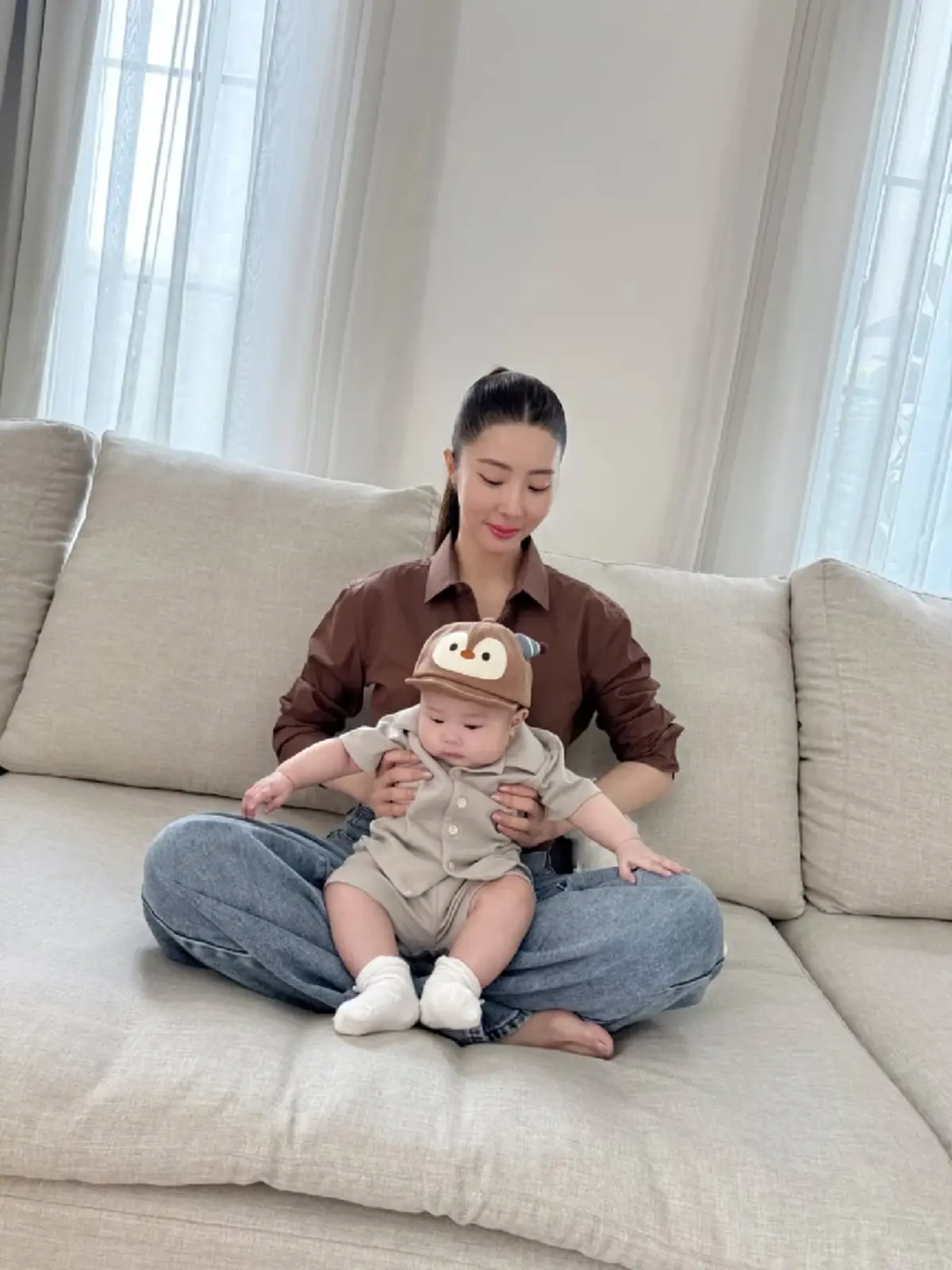 เอ็นดูไม่ไหว ลูกชาย เนย วรัฐฐา  ยิ่งโตยิ่งหล่อจ้ำม่ำ ฉายแววซุปตาร์ 