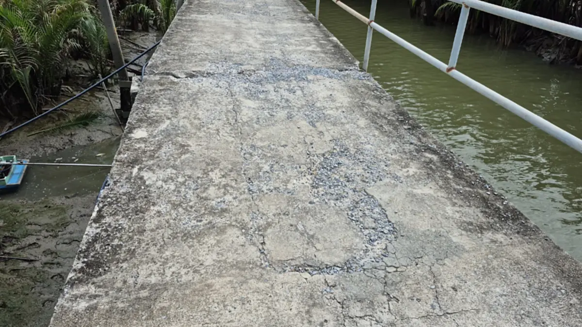 สะพานคลองแดนถล่ม ติดปมกรมเจ้าท่าชี้ 'สะพานเถื่อน' ห้ามซ่อม