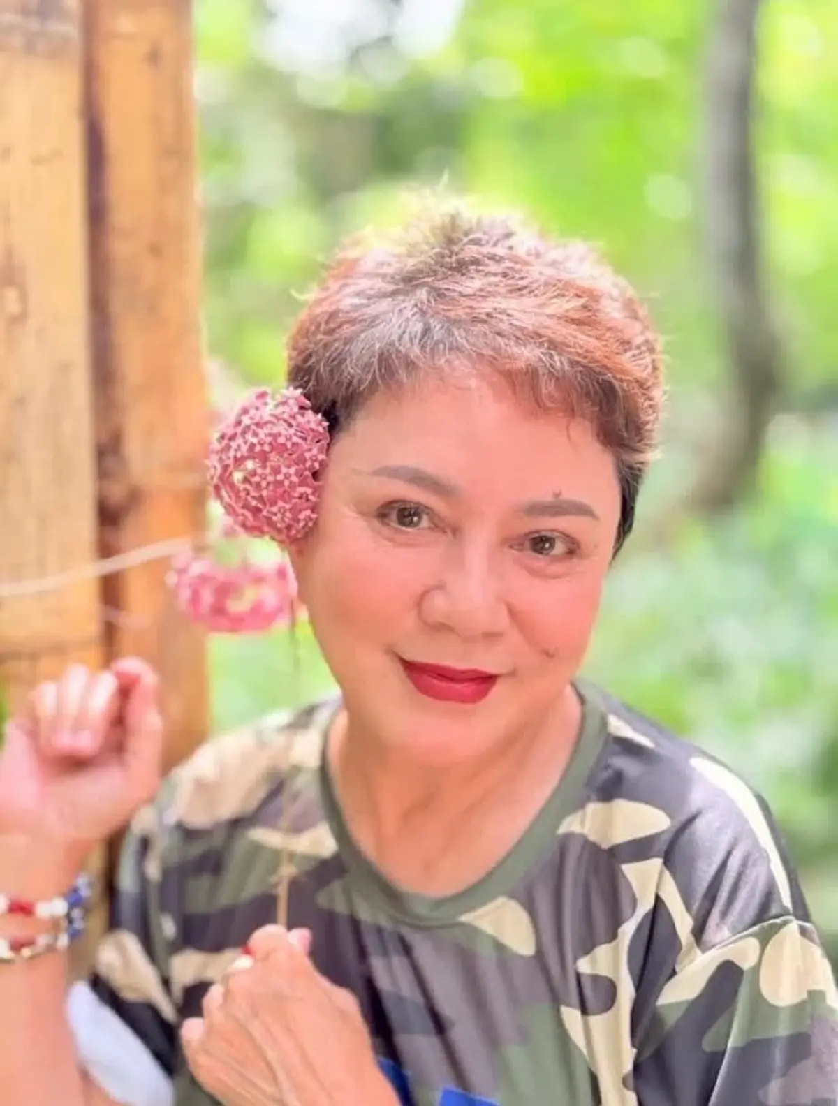 ใครดูออกไหม?   เปิดภาพนักแสดงรุ่นใหญ่ สวยหวานระดับตำนาน  