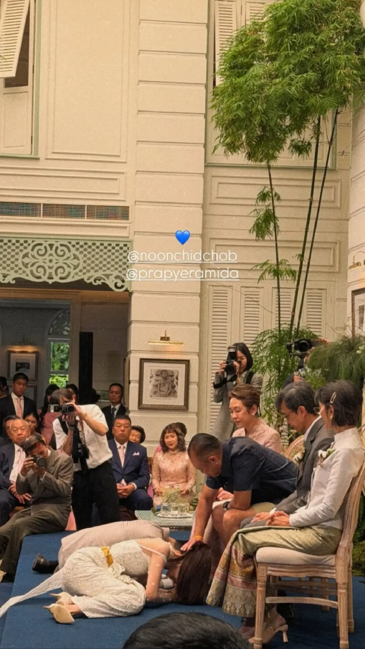 นางเอกดัง ควงลูกชายเนวิน เข้าพิธีวิวาห์ มี อนุทิน ร่วมเป็นประธาน