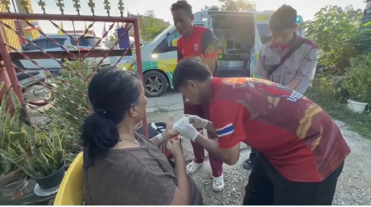 คุยเพลินเกือบเสียนิ้ว! ป้าวัย 64 จุดไอ้ก๊องไล่นก ก่อนบึ้มคามือ
