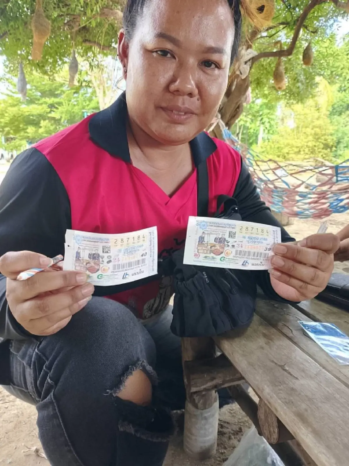 หวังแค่ 2 เลขท้าย สาวสุพรรณ เปิดที่มาเลขเด็ดรางวัลที่ 1 รวย 12 ล้าน