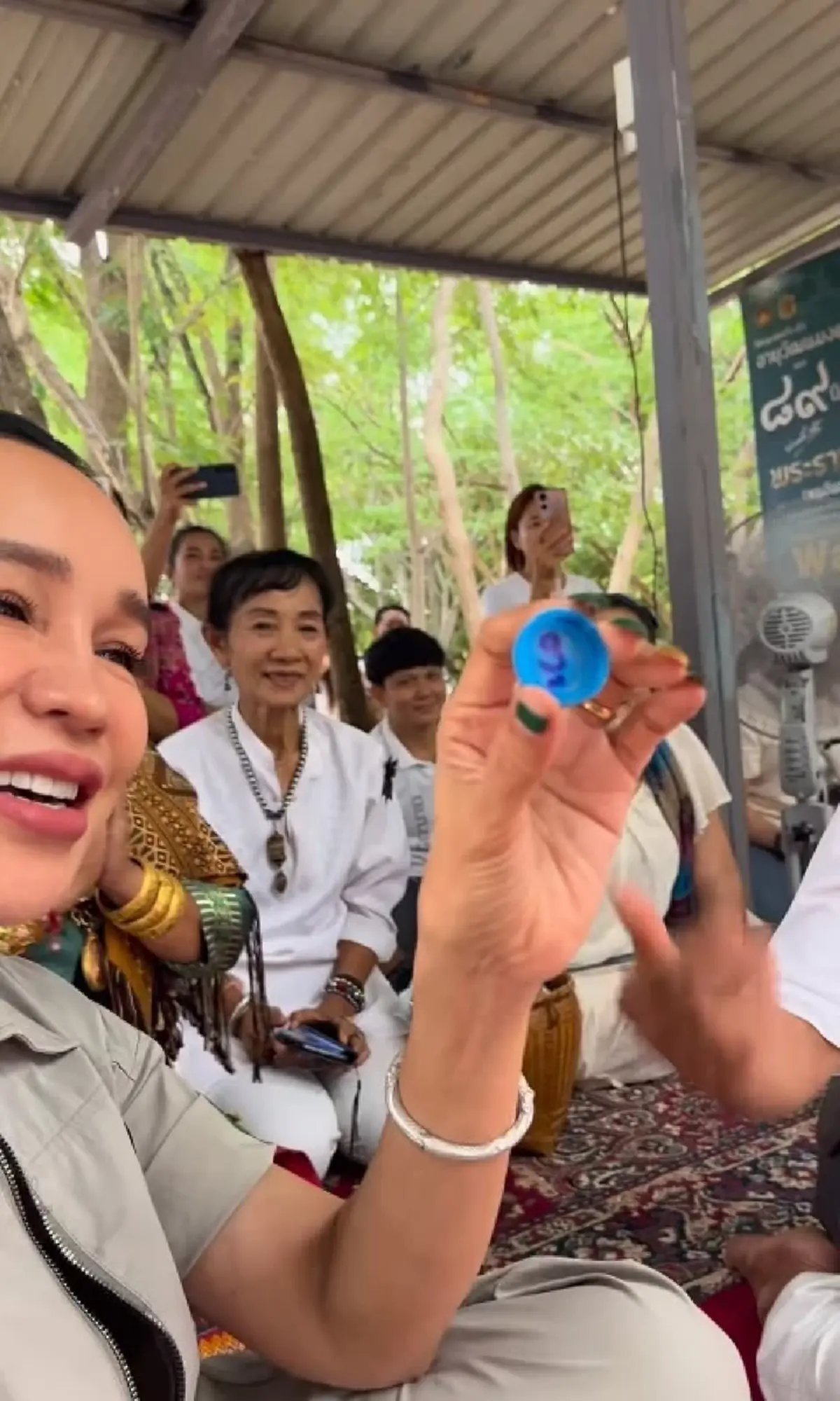 ท็อฟฟี่ สามบาทห้าสิบ บวงสรวงพ่อปู่ศรีสุทโธ ล้วงไหฮือฮาเลขที่ได้