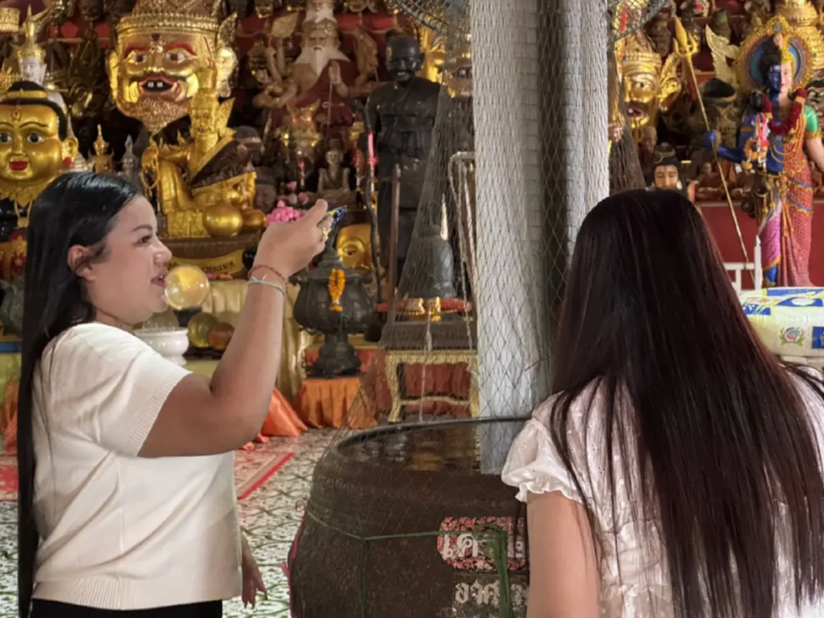 สาวสมุยหอบฟักทอง 50 ลูกแก้บนปู่ฤาษีเณร พร้อมส่องเลขอ่างน้ำมนต์