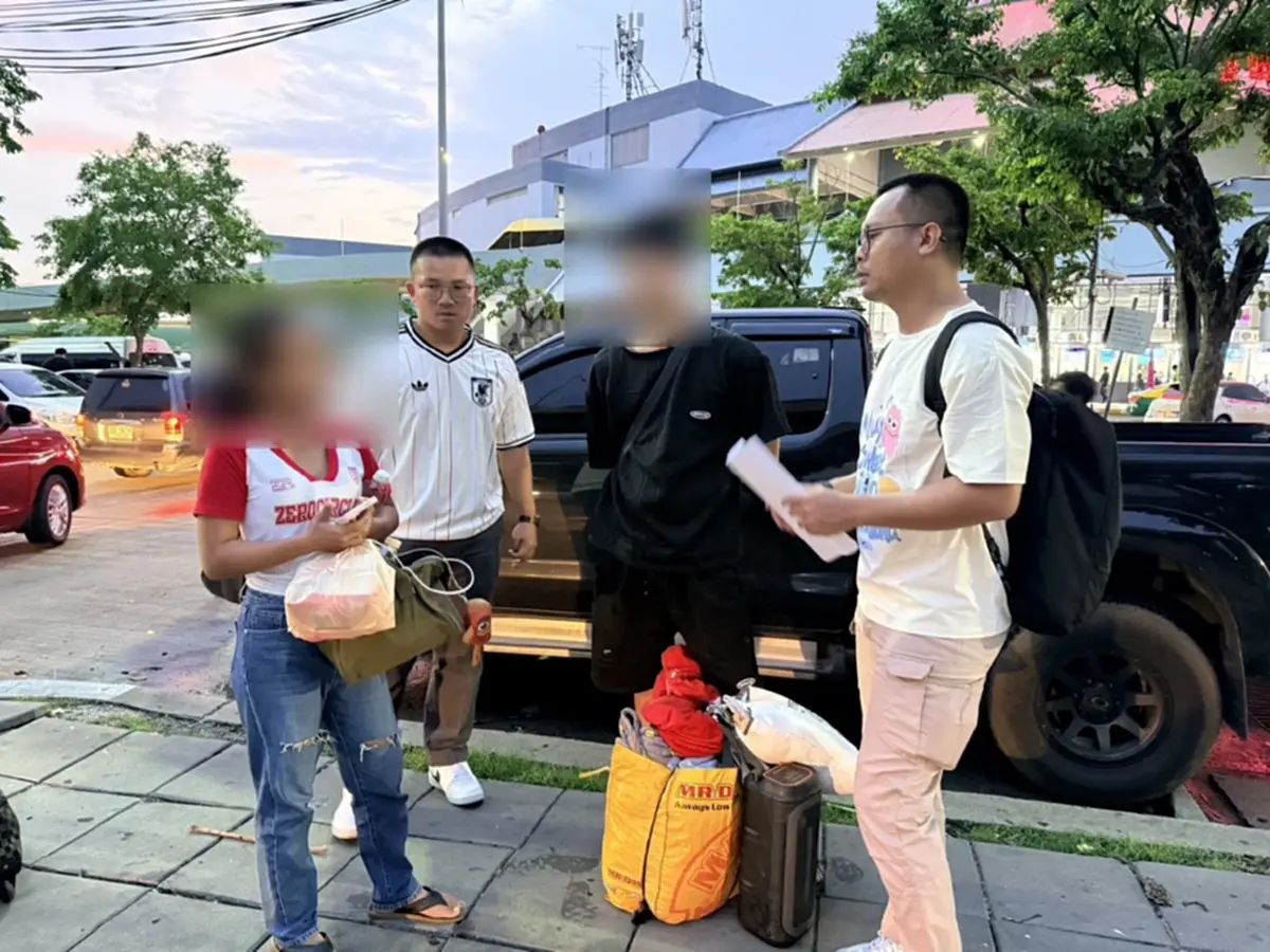 รวบ 2 ผัวเมียแสบ เชิดรถตู้ส่งของบริษัท อ้างฉุนถูกอมค่าแรง