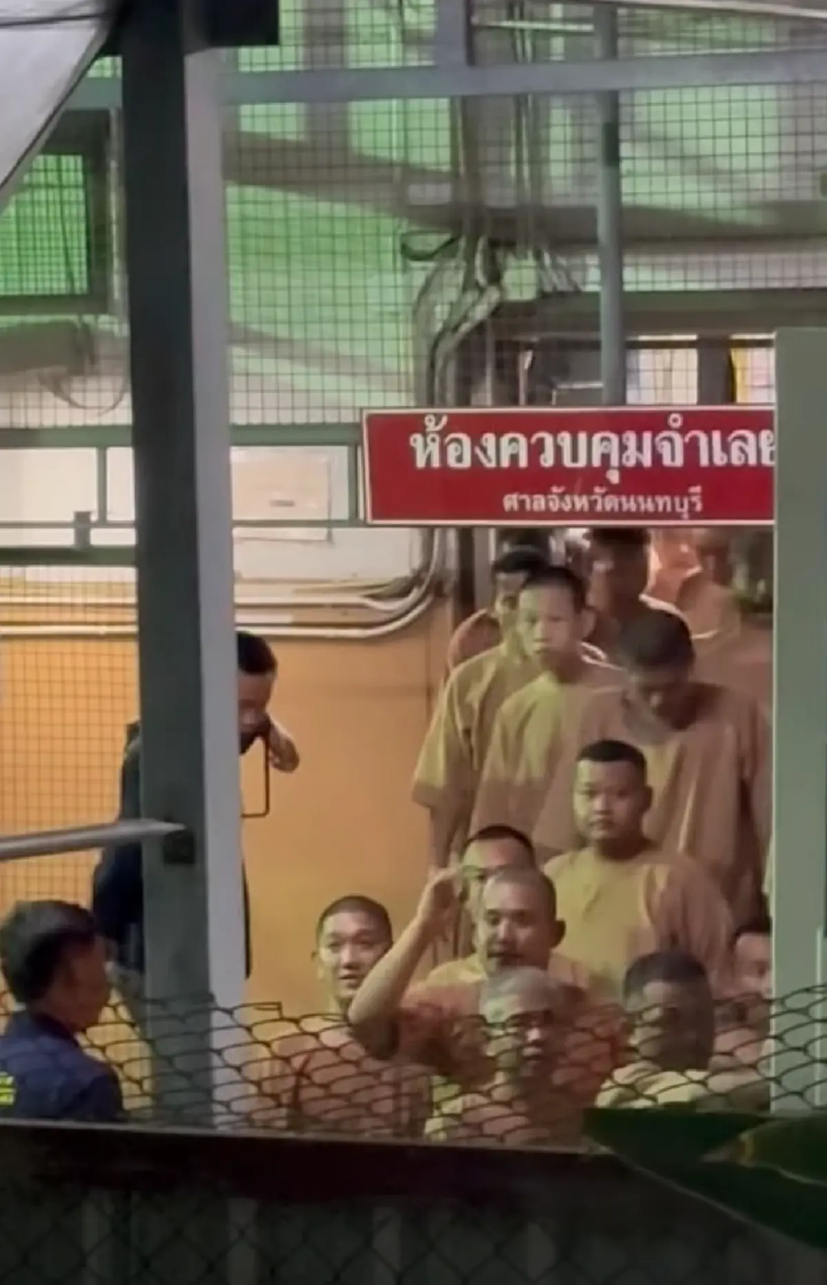 ผิดคาด! เปิดสีหน้า เสือ ดุสิต ก่อนเข้าเรือนจำ เห็นแล้วพูดไม่ออก!