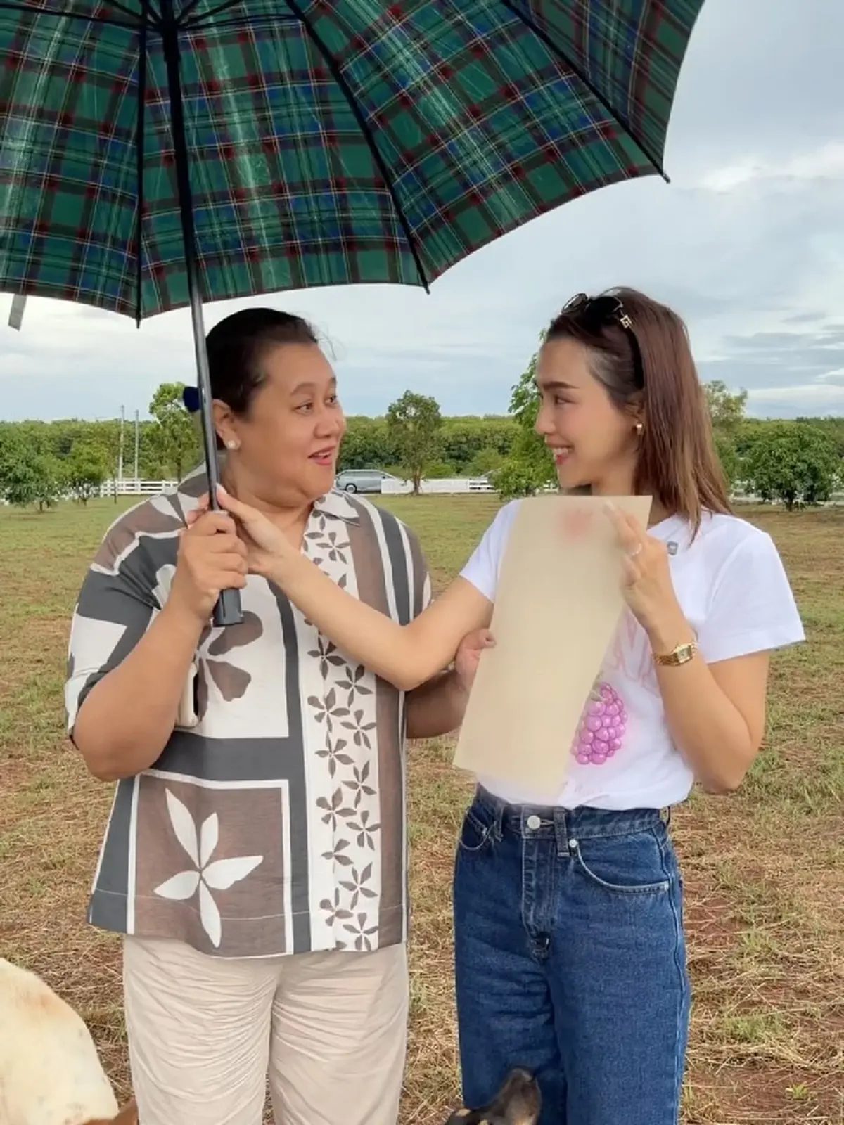 ลิลลี่ ภัณฑิลา ควักกระเป๋าซื้อที่ดิน สานฝันสร้างบ้านให้คุณแม่
