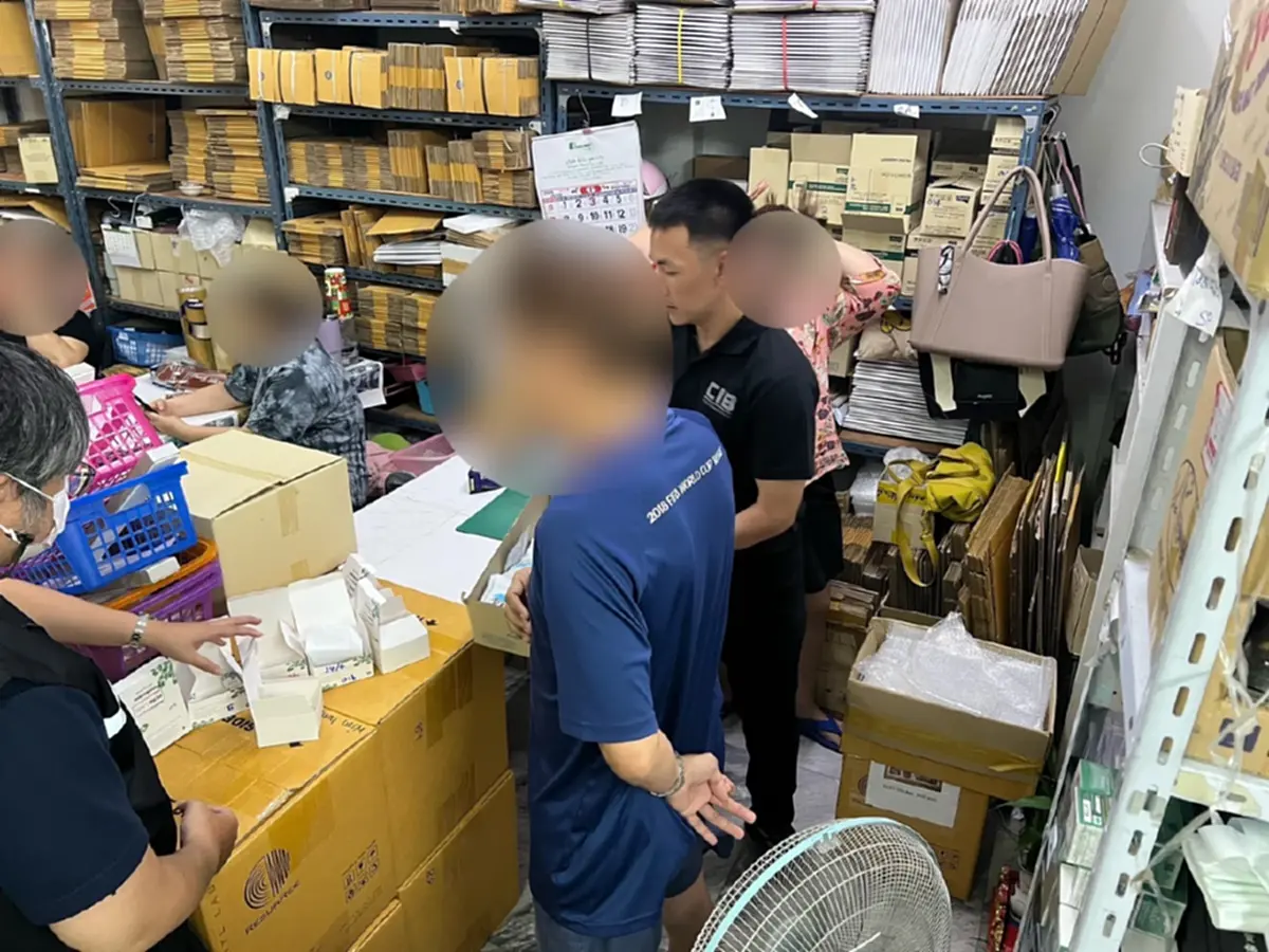ทิ้งด่วน เช็กยี่ห้อ ยารักษาสัตว์เถื่อน หลังโดนทลายแหล่งซุกซ่อน