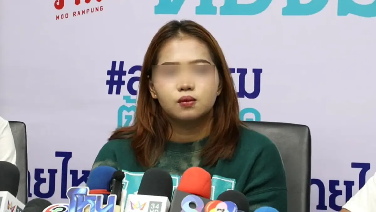 แม่ลูกอ่อนสุดทน ป้าข้างบ้านรังควานทุกคืน แถมเย้ยชูนิ้วกลางใส่