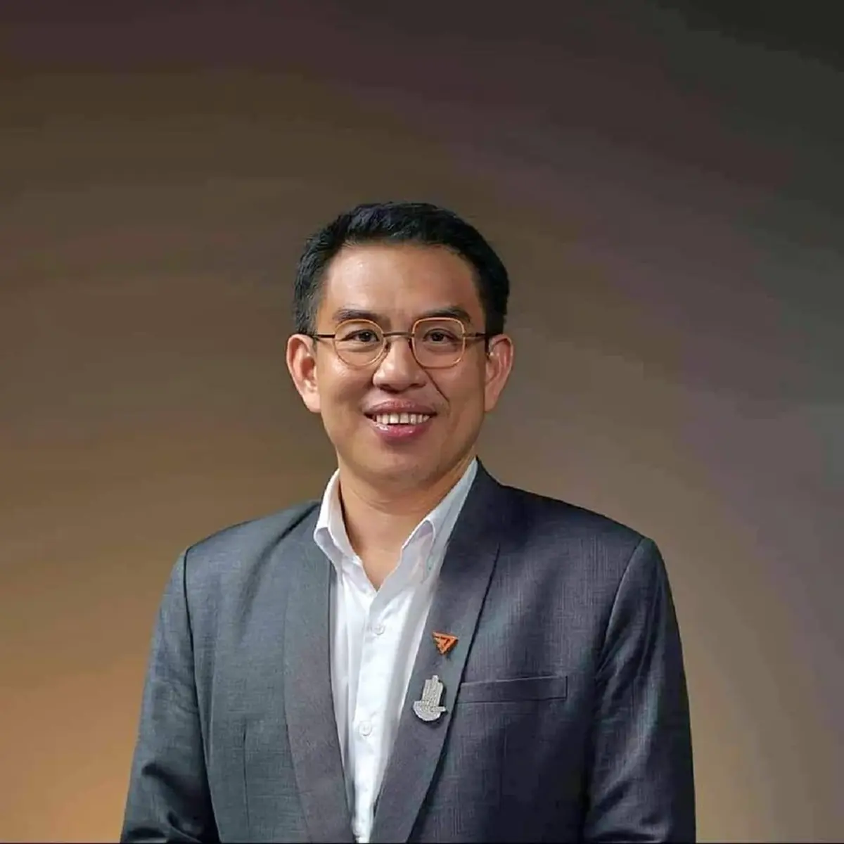 "วิโรจน์" โพสต์แล้ว หลังเล่าเรื่องผีเดอะโกสต์ 1 วัน ทะลุล้านวิว