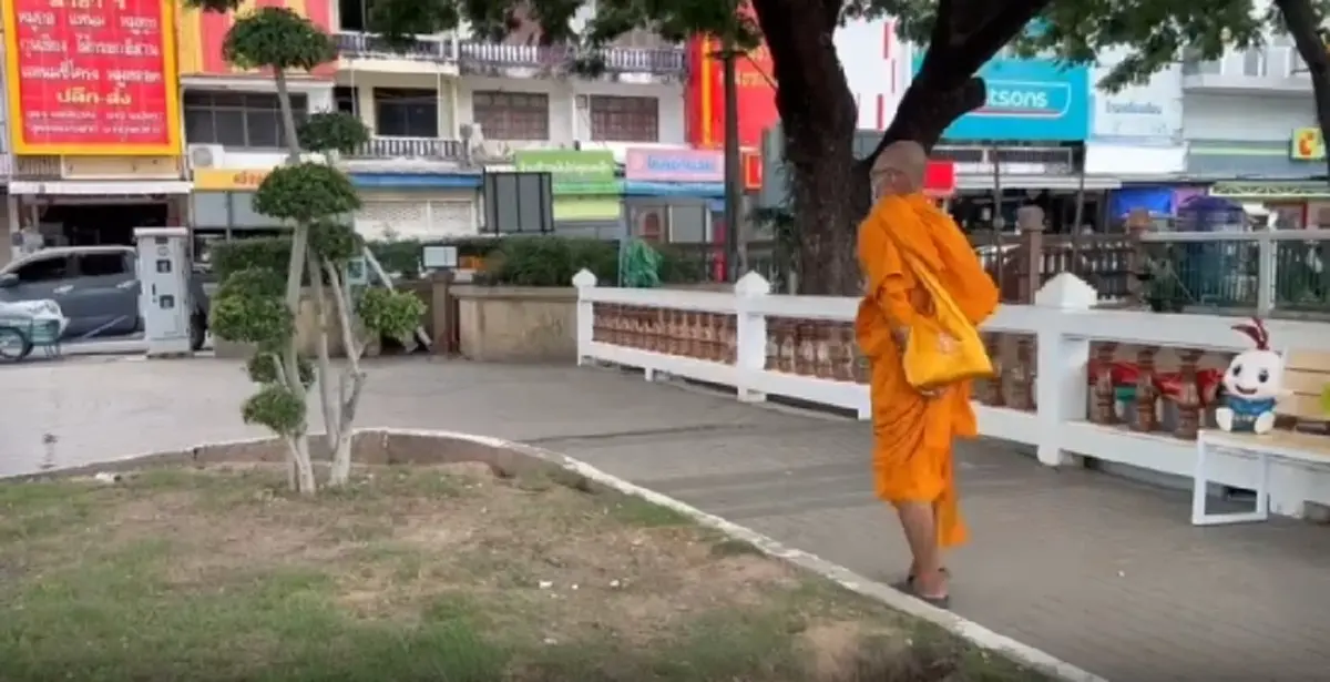 ชาวบ้านสุดทน! แจ้งตรวจพระเดินเรี่ยไร กลิ่นสุราคละคลุ้ง