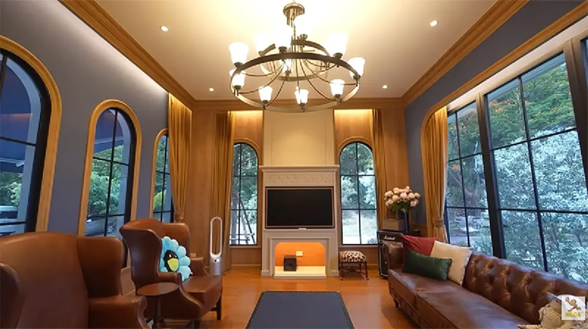 เปิดบ้านในฝันริมน้ำ "ซานิ AF " ทุ่มงบสร้างบ้านสไตล์คาเฟ่เขาใหญ่ 