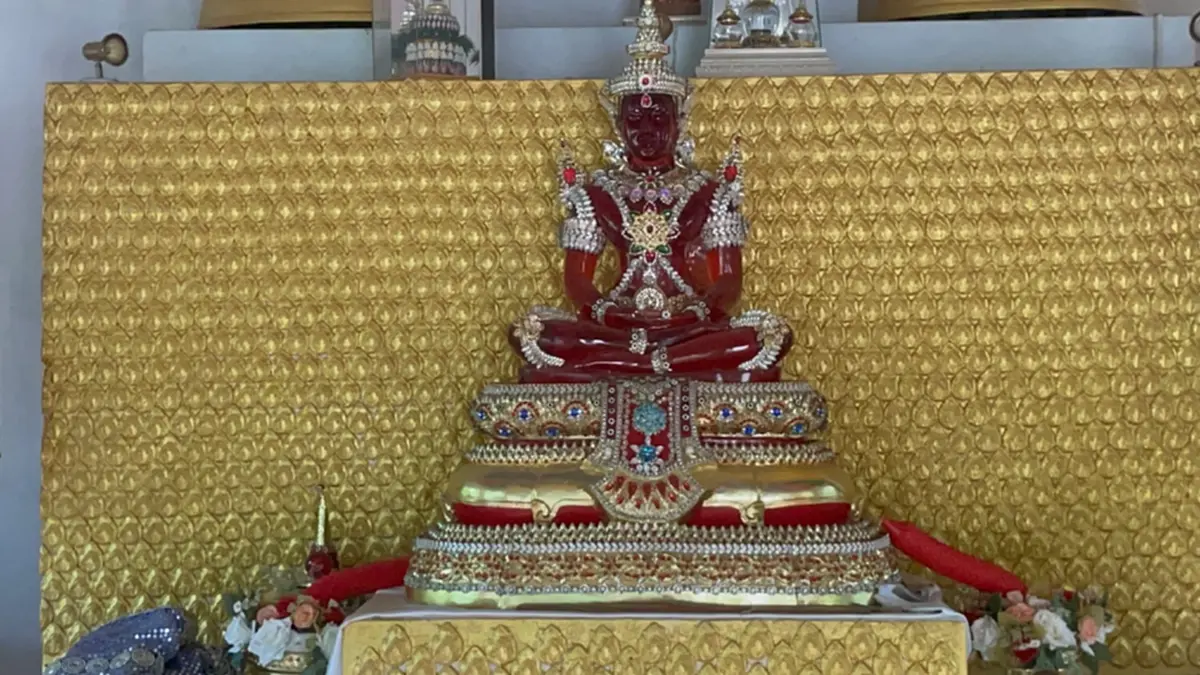สายบุญห้ามพลาด! วัดดังโคราช รวมพระพุทธรูปกว่า 100 องค์