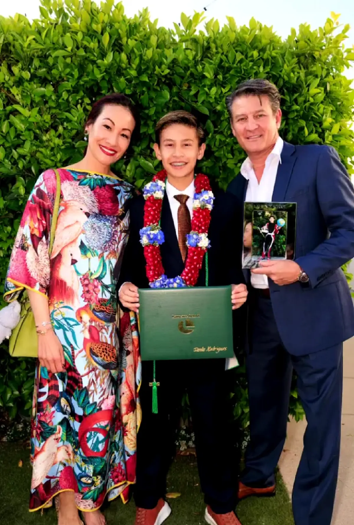 ยิ้มแก้มปริ "แพท สุธาสินี" ปลื้มลูกชายสอบติดโรงเรียนดังระดับโลก
