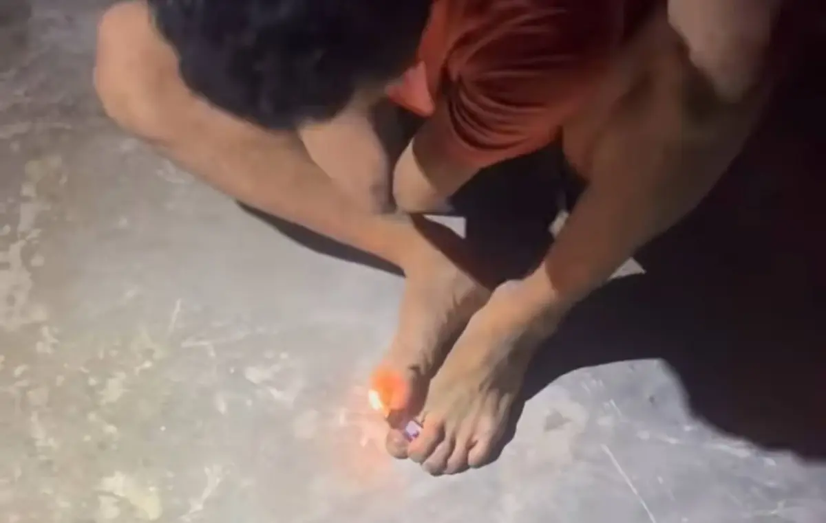 สุดอนาถ! บุกรวบเครือข่ายยาบ้า เจอหนุ่มพิการแขนขาด ยังไม่เลิกเสพ