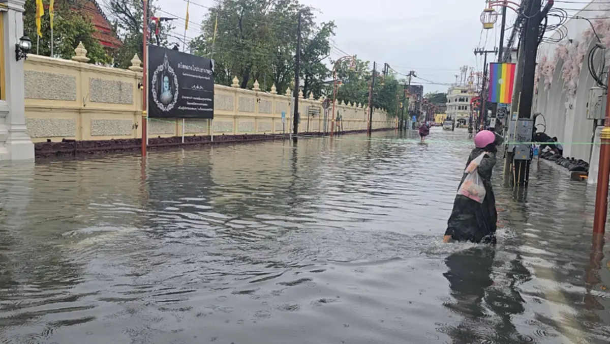 พิษฝนตกหนัก ทำภูเก็ตอ่วมน้ำท่วมเมือง คลองบางใหญ่สูง 3 เมตร