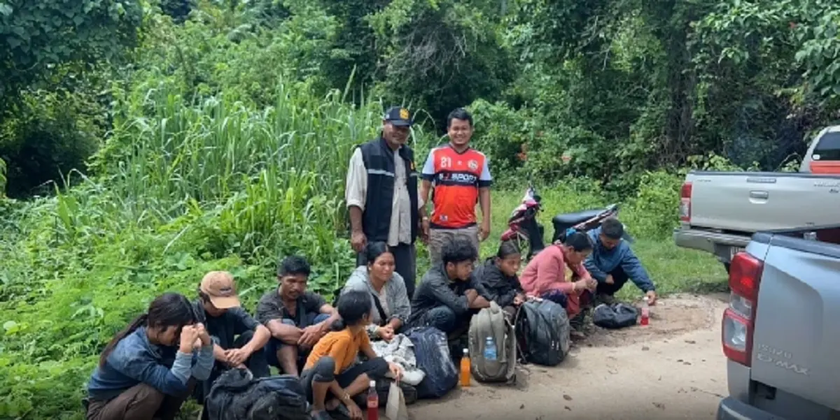 แตกคาท่อ! รวบ 9 แรงงานเมียนมาซุกท่อระบายน้ำ รอขบวนการพาลงใต้