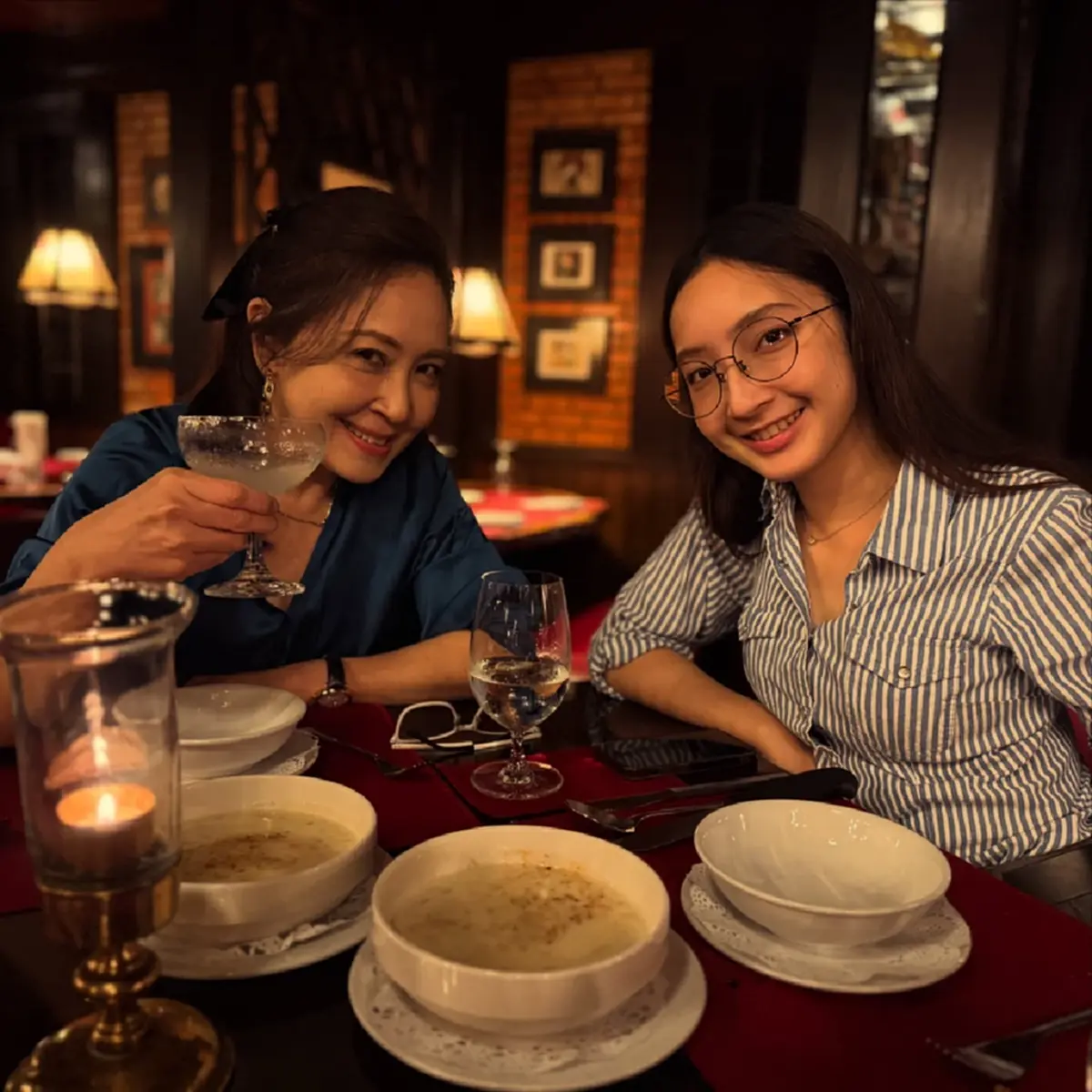 "กวาง กมลชนก" โพสต์อวยพรซึ้งวันเกิด "น้องเนย" อายุครบ 21 ปี 