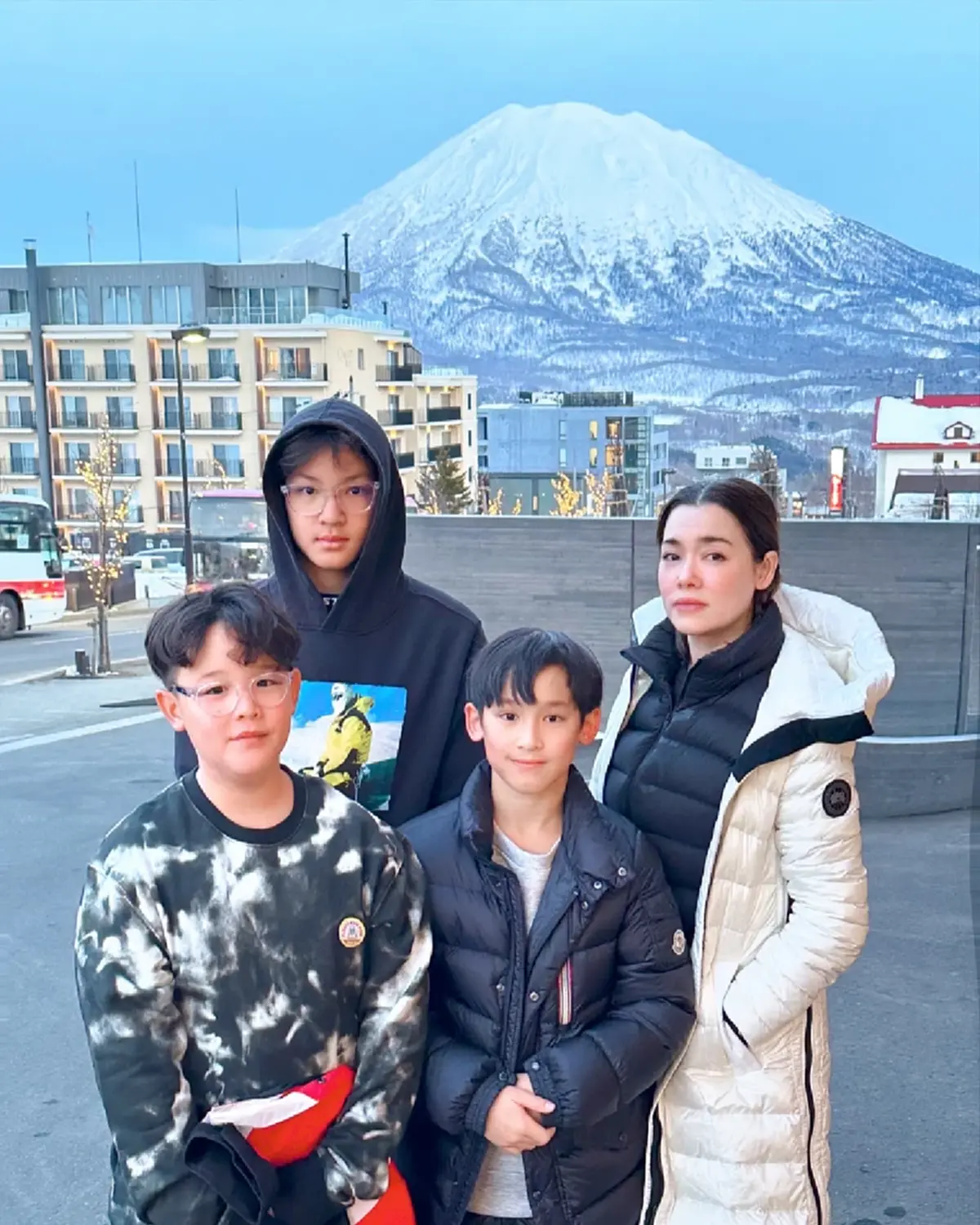 เปิดภาพล่าสุด "น้องแมตต์" ลูกชายนักร้องดัง หล่อขนาดนี้เลยเหรอ