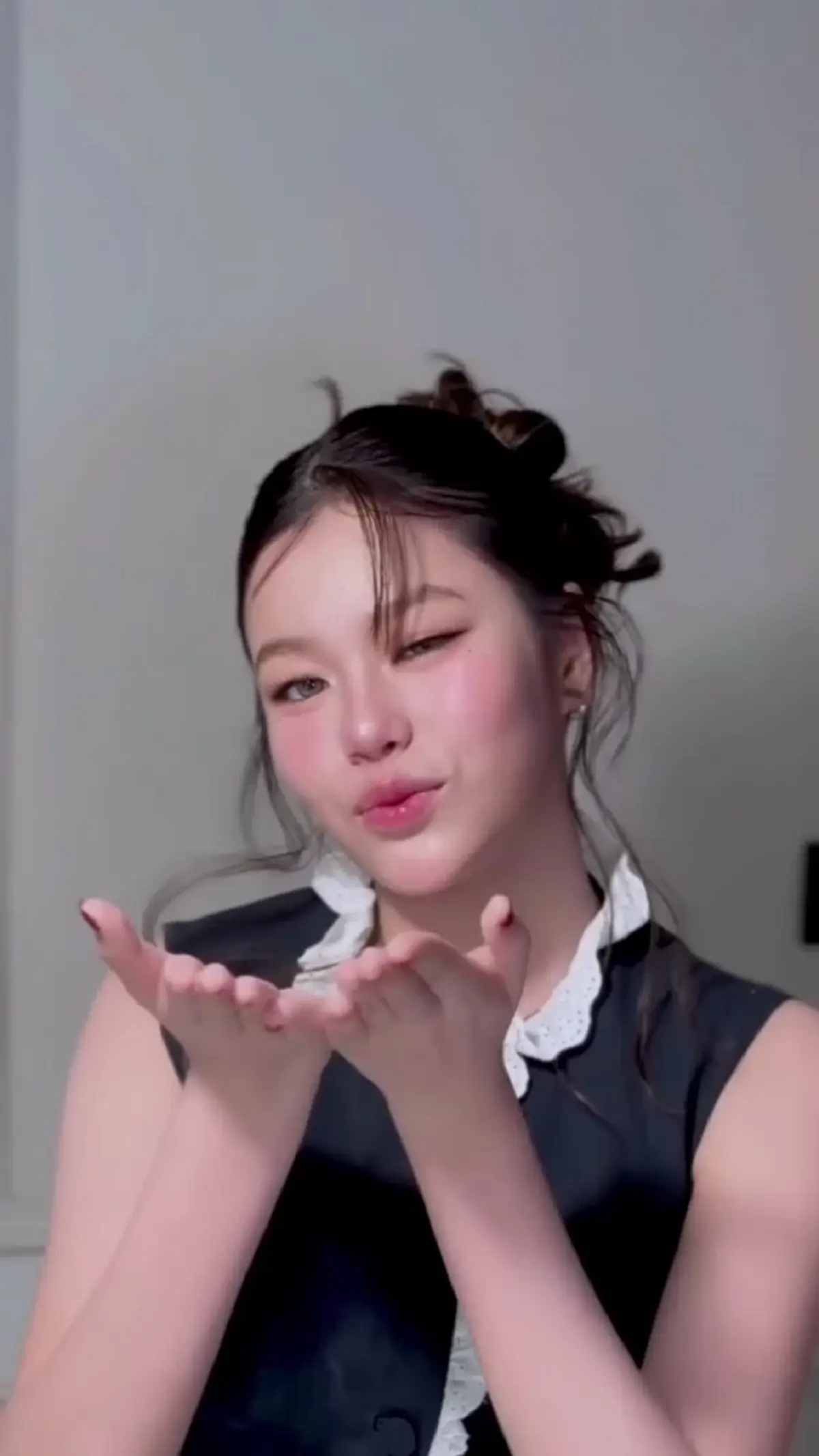 ลูกสาว "หนิง ปณิตา" ในวัย 13 ปี ลุคนี้ออร่านางเอกป้ายแดงจับมาก
