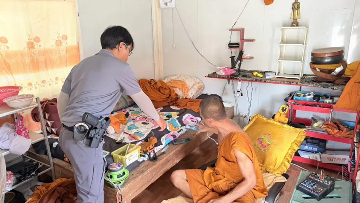 ชาวบ้านสุดทน! ร้องพระมั่วสุมเสพยาคากุฏิ สุดท้ายเจอของกลางเพียบ