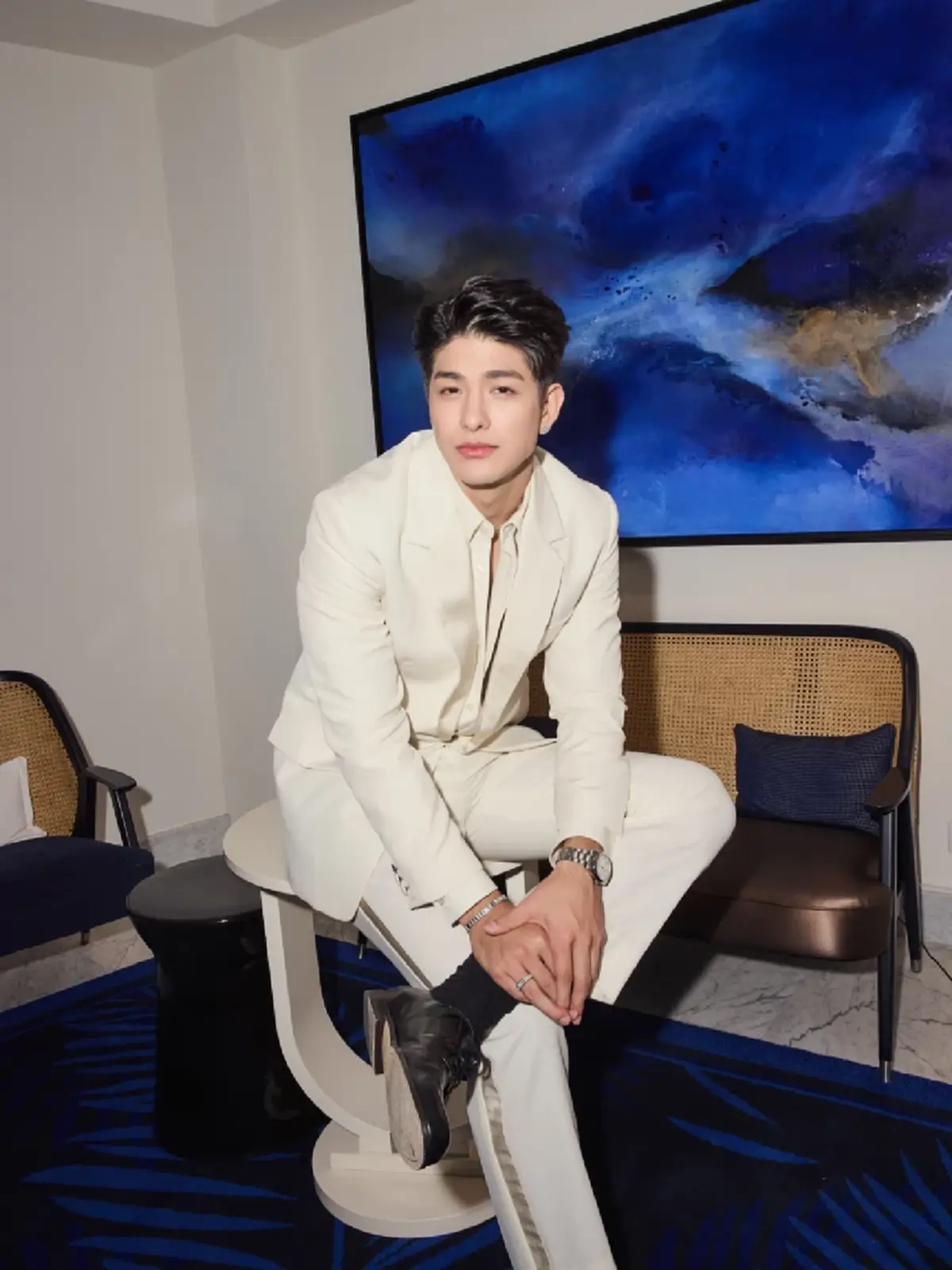 พระเอกหนุ่มหล่อใจดี ร่วมจิตอาสาและมอบรอยยิ้มให้กับน้องๆ