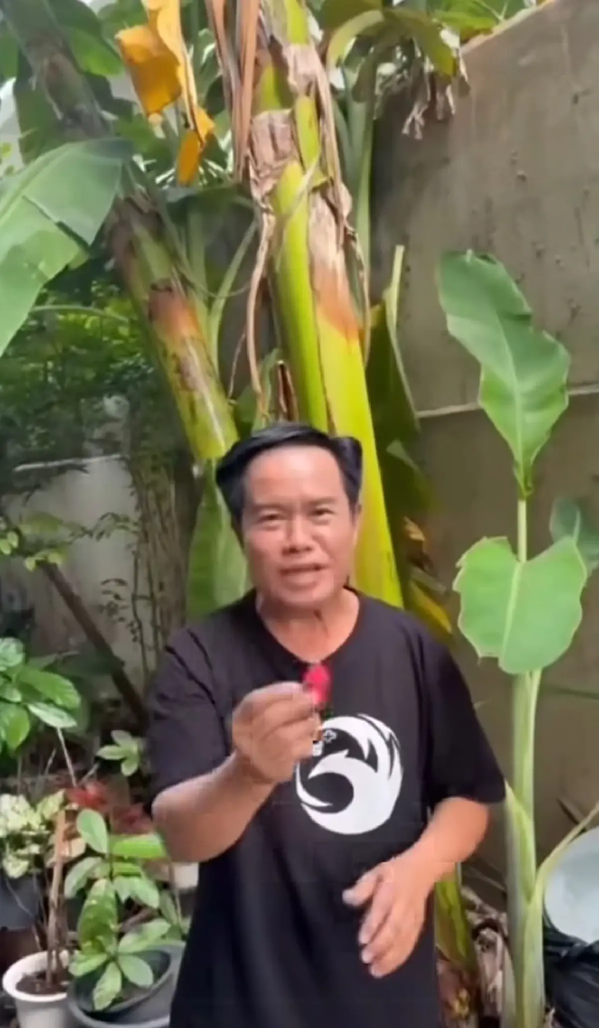 ส่อง มนต์สิทธิ์ คำสร้อย โชว์จุดเลขธูปมงคล สะดุดตาเลขที่ได้