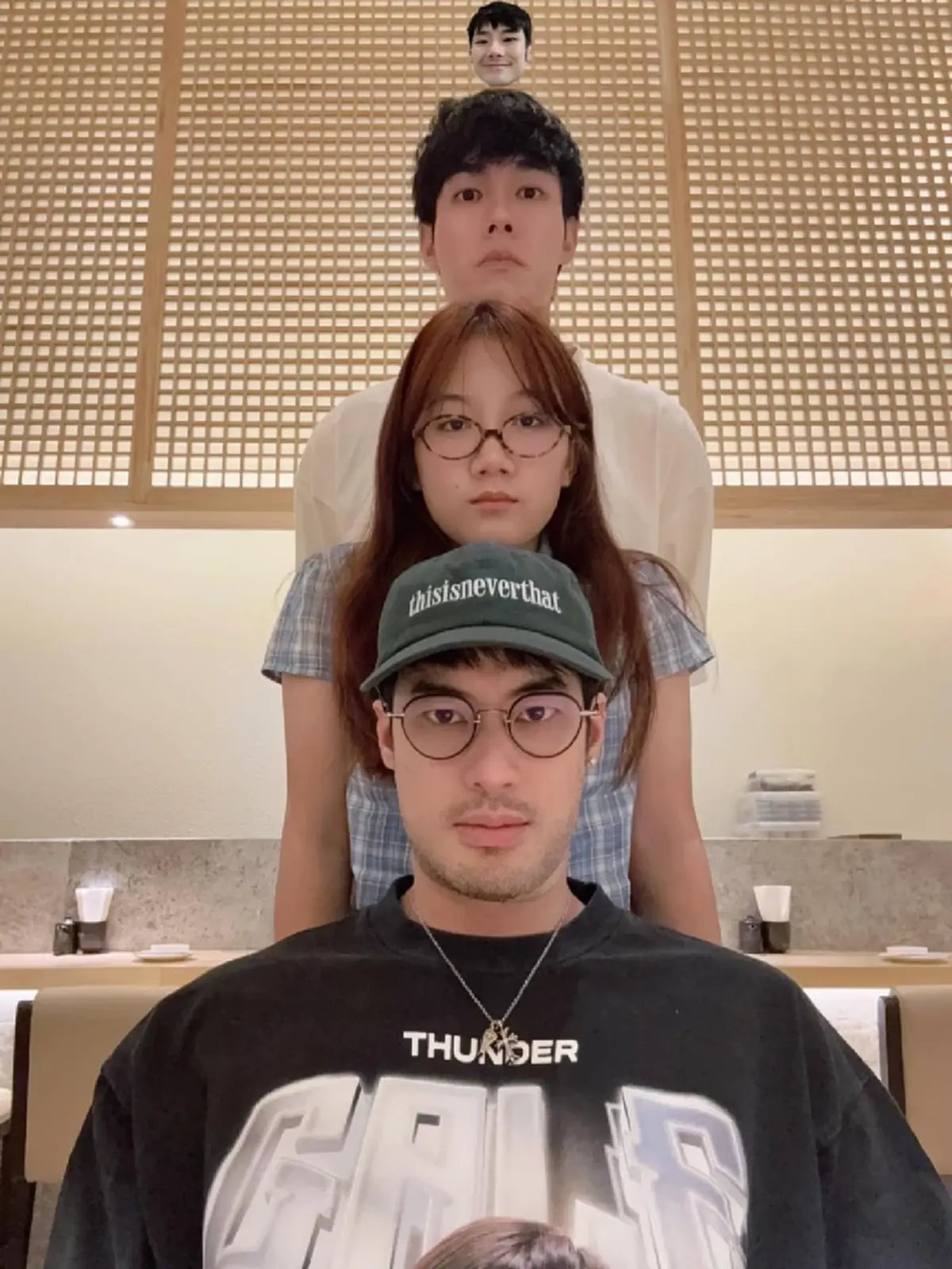 โตเป็นสาวแล้ว! "บอย ปกรณ์" สายเปย์ พาน้อง "วันใหม่" ทำสีผมลุคใหม่ 