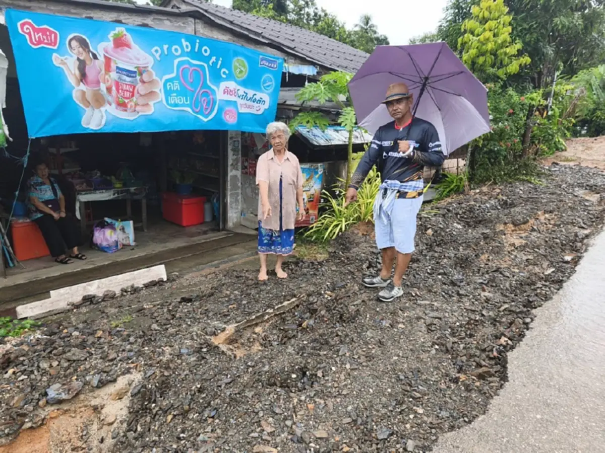 ชาวพังงาร้อง! โครงการฝังท่อประปายักษ์ทำขอบถนนทรุดวุ่น