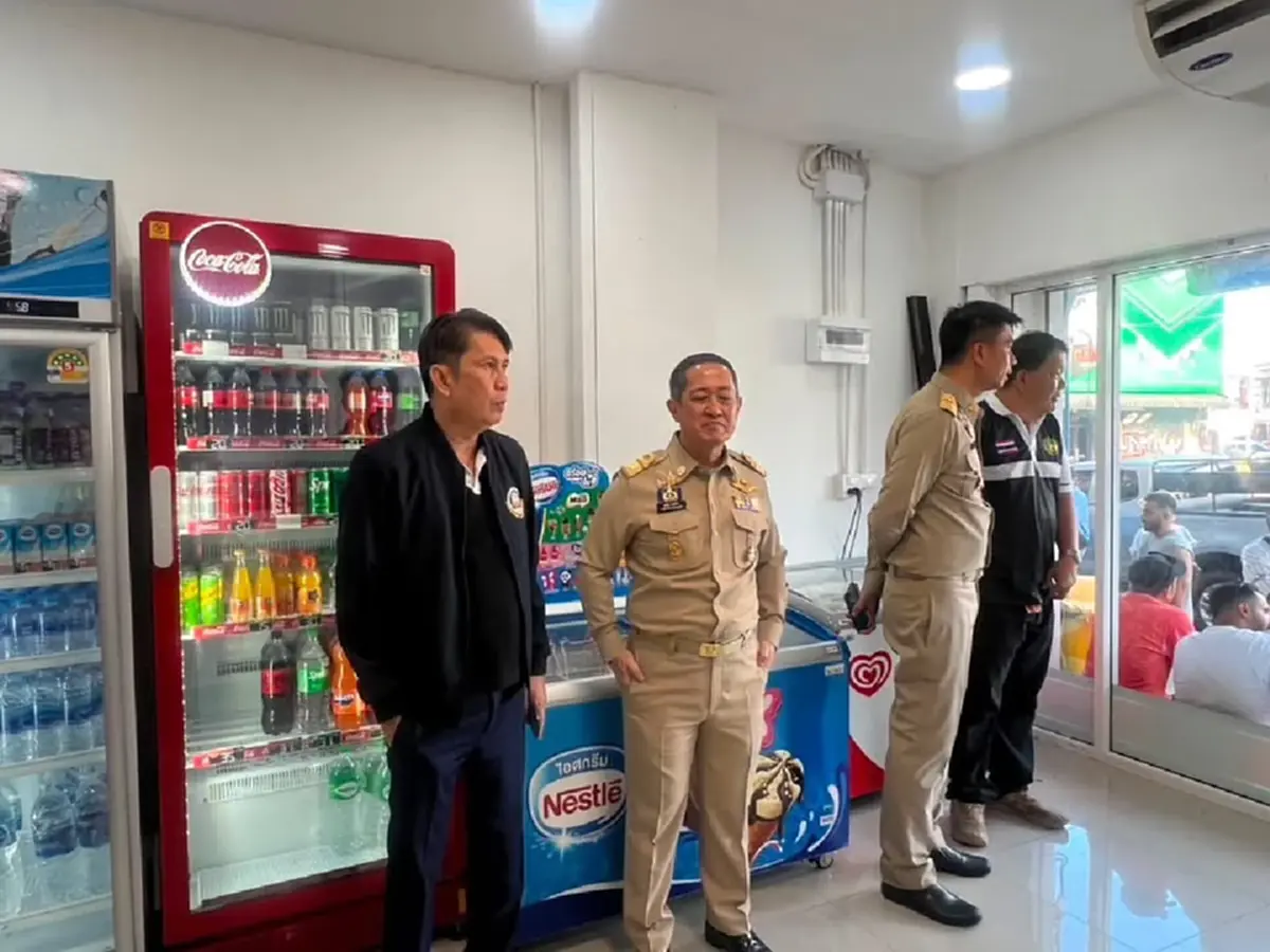 บุกตรวจมินิมาร์ทต่างชาติภูเก็ต ยึดสินค้านำเข้าไร้ฉลากไทย
