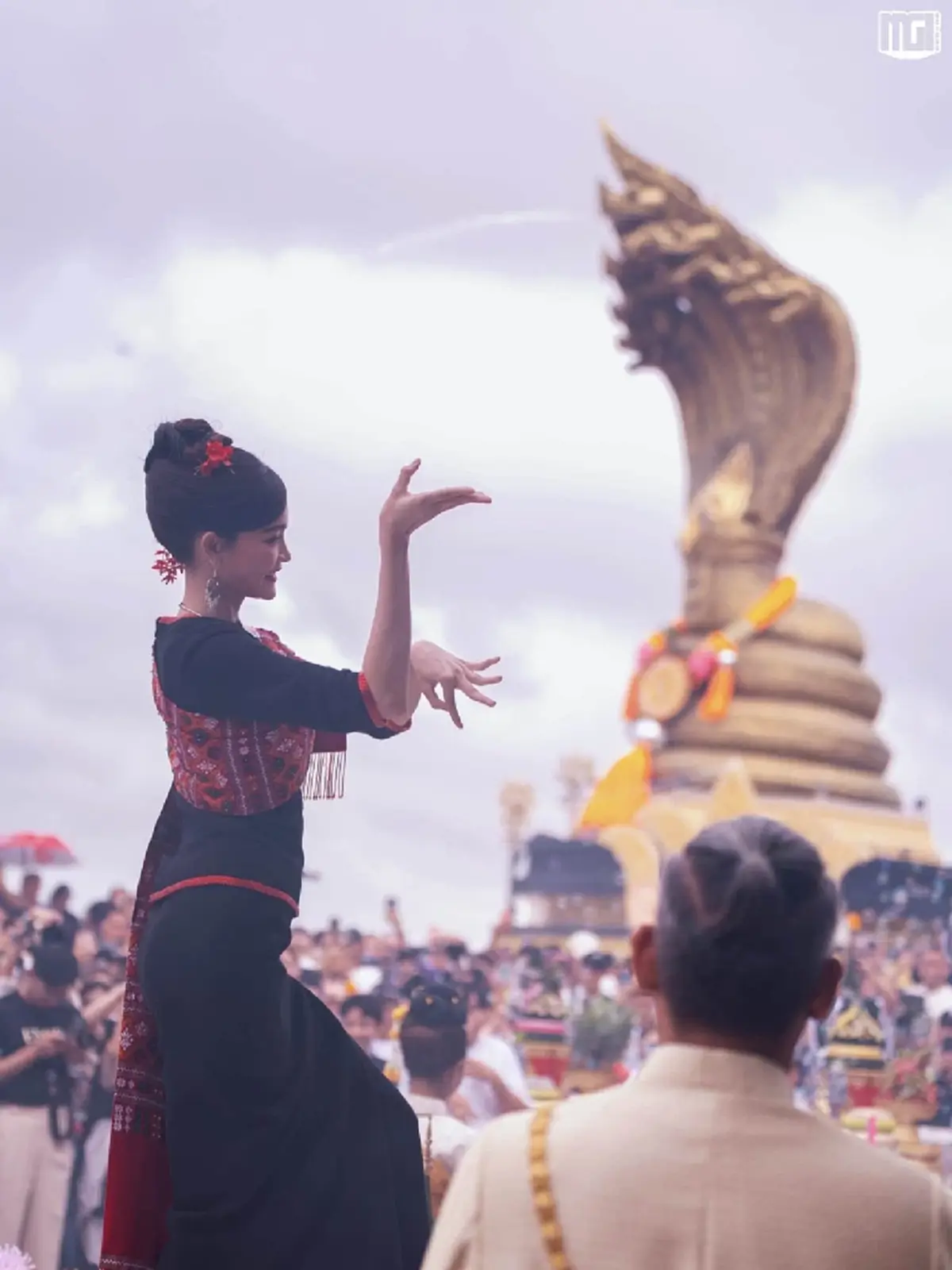 เปิดเลขมงคล อิงฟ้า รำบวงสรวงพญาศรีสัตตนาคราช สวยสะกดทุกสายตา