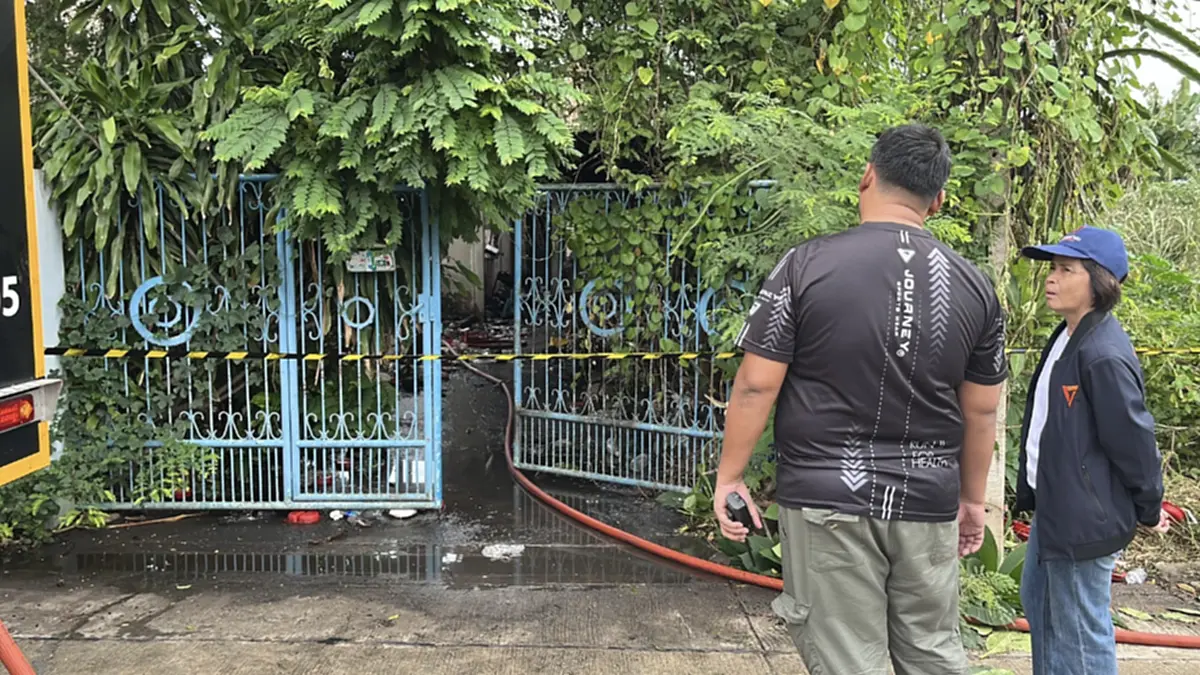 สลด! ไฟไหม้บ้าน คลอกอดีตข้าราชการวัย 82 พร้อมลูกสาวดับ