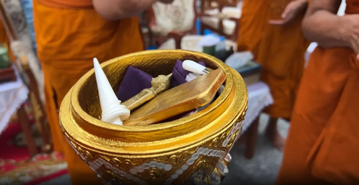 เปิดเลขมงคล พิธียกฉัตรพระธาตุฯ บรรจุทองคำแท่ง วัดดังศรีสะเกษ 