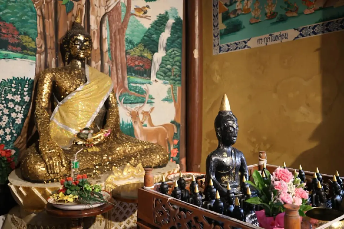 เปิดเลขมงคล เลขหางประทัด พิธีอัญเชิญหลวงพ่อดำ ลงสรงแม่น้ำท่าจีน 