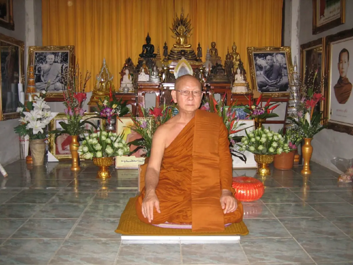 สิ้นพระนักกรรมฐาน หลวงปู่บวร สุชีโว เจ้าอาวาสวัดป่าหนองแข้ดง 